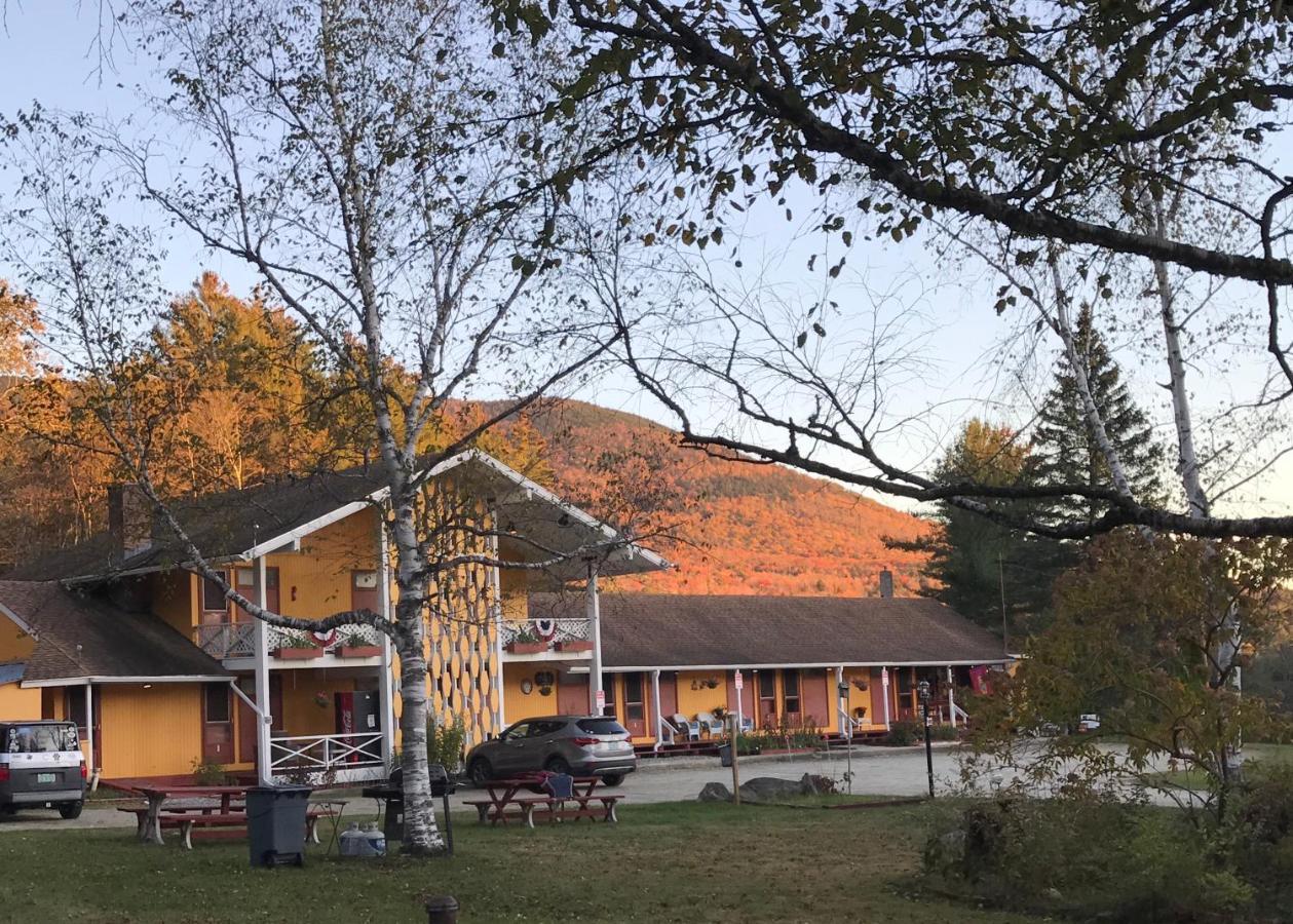 Snowdon Chalet Motel Londonderry Exterior photo